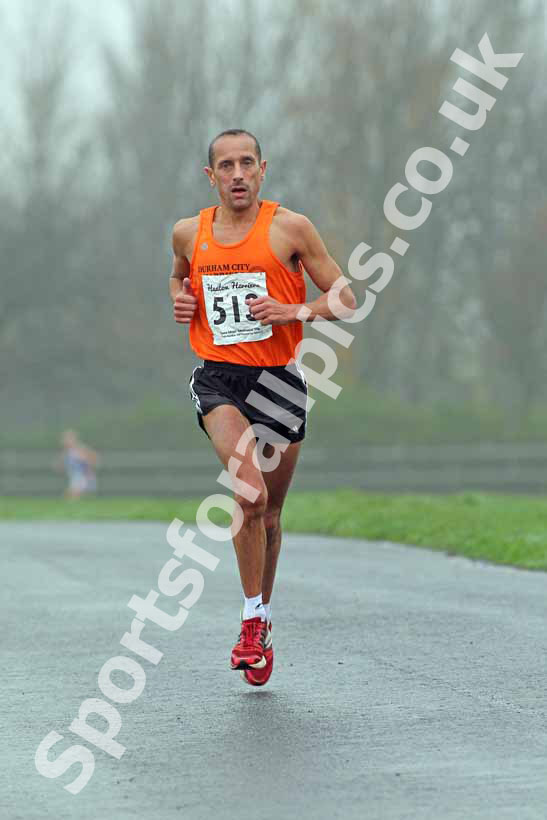 513 Senior Mens Heaton Harriers Memorial Road Race.